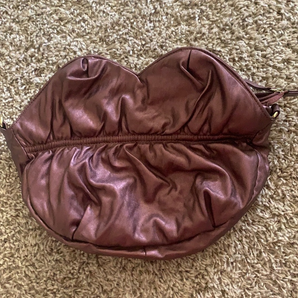 Makeup bag